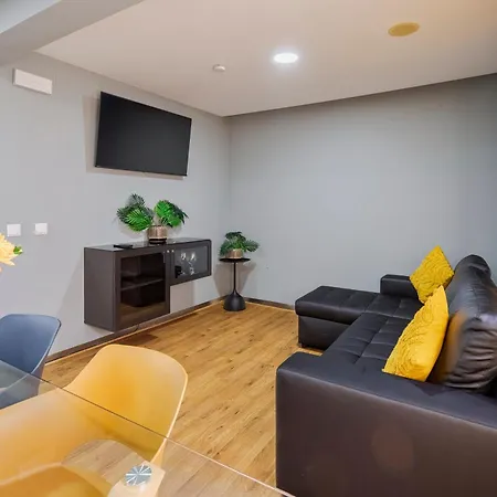 Mariano 33 - By Y Concept Apartment *